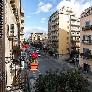 https://casa-sikania.sicilyhotelsitaly.net